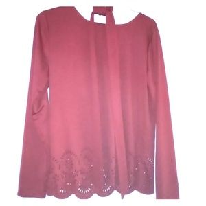 Junior's size large top